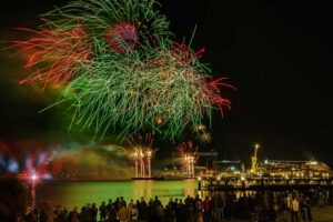 Feuerwerk über der Kieler Förde